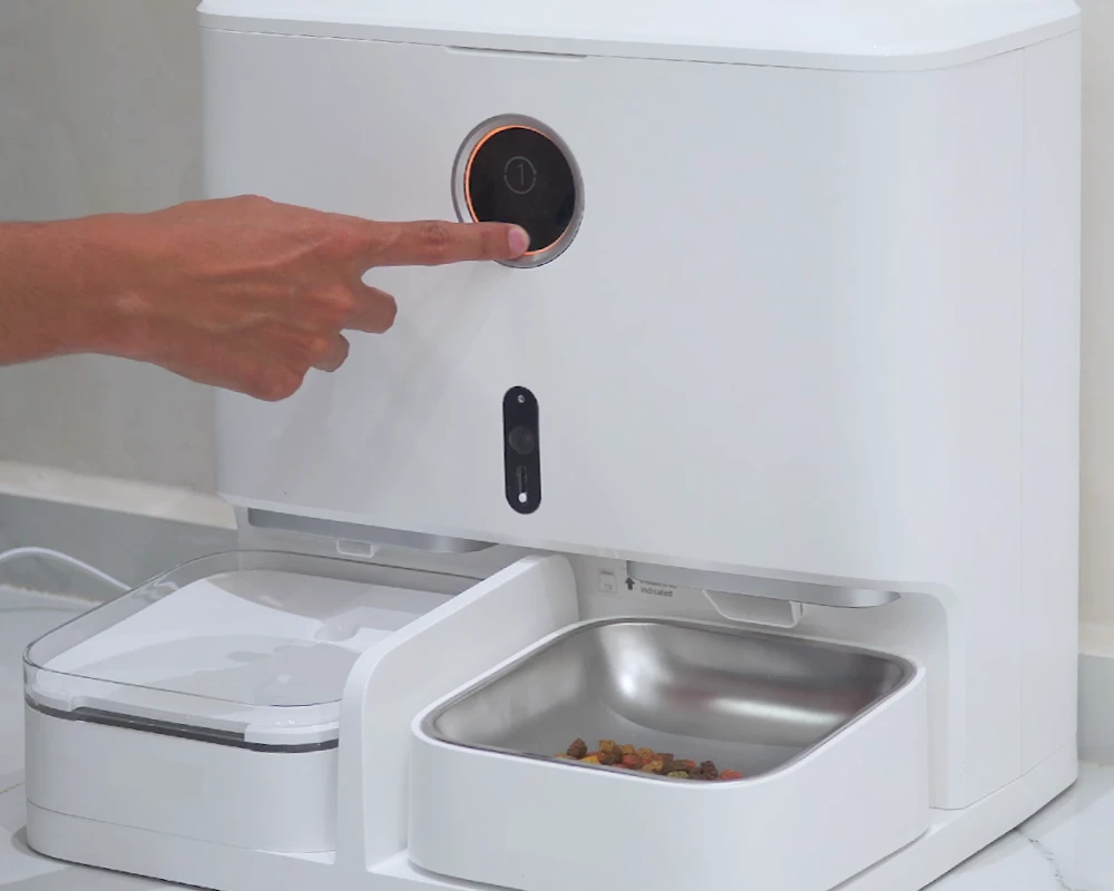 dog water feeder automatic